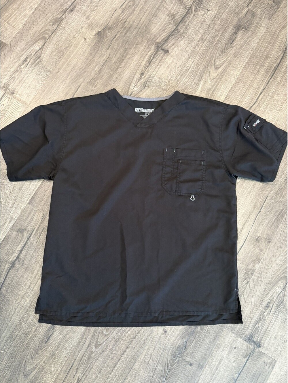 Grey's Anatomy by Barco Men's Scrub Top V-Neck Black XL Medical Uniform Pocket